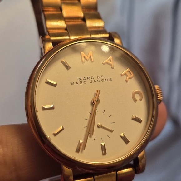 Marc By Marc Jacobs MBM3247 Rose Gold Women's Watch - Picture 4 of 8